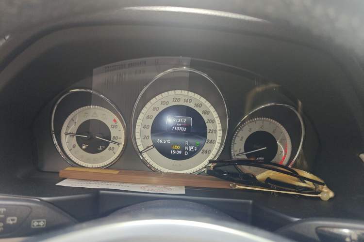 Used Mercedes-Benz GLK-Class 2015 GLK 260 4MATIC Fashion Edition Ultimate Version Instrument Cluster