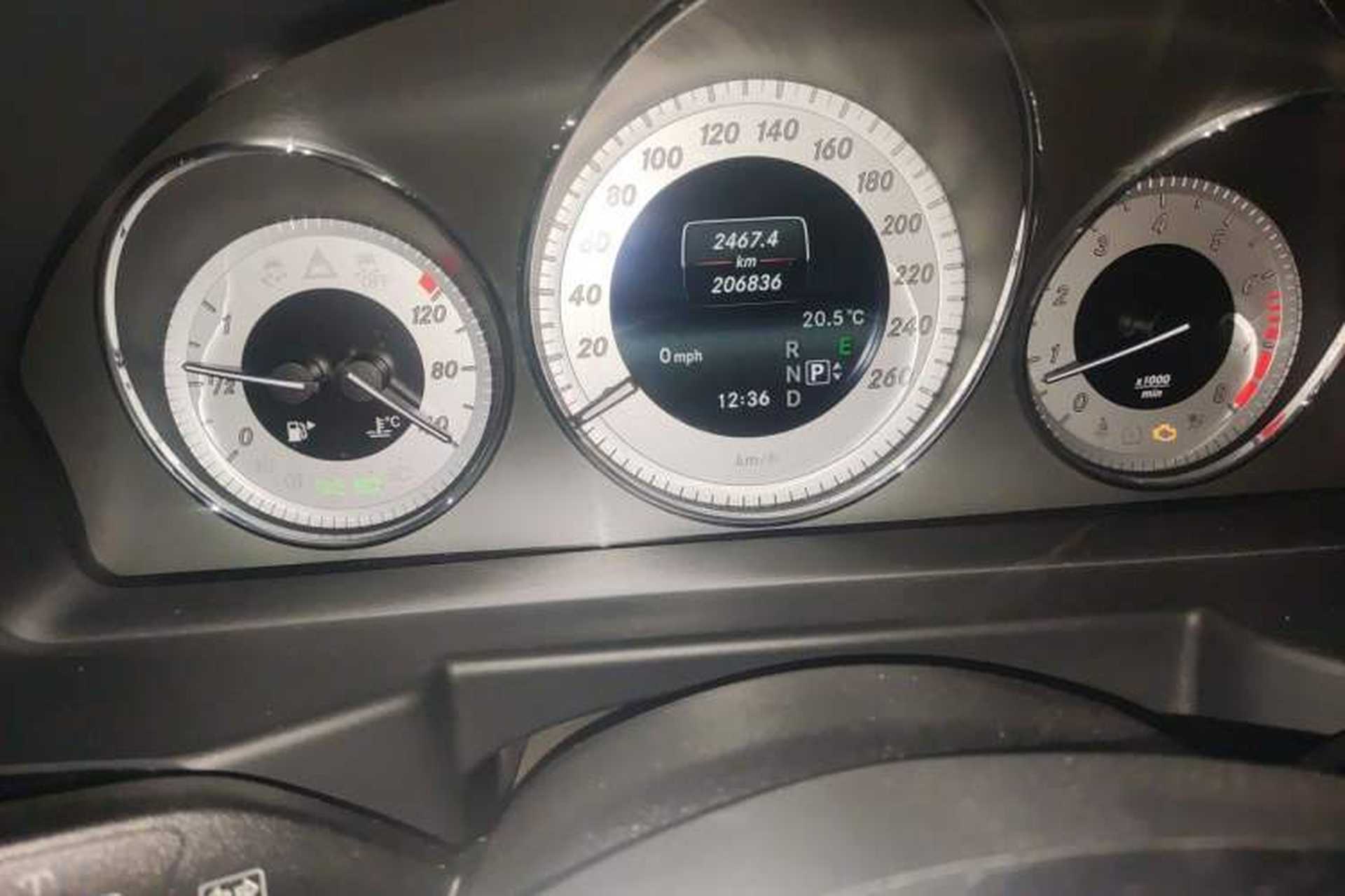 Used Mercedes-Benz GLK-Class 2015 GLK 300 4MATIC Luxury Ultimate Edition Instrument Cluster