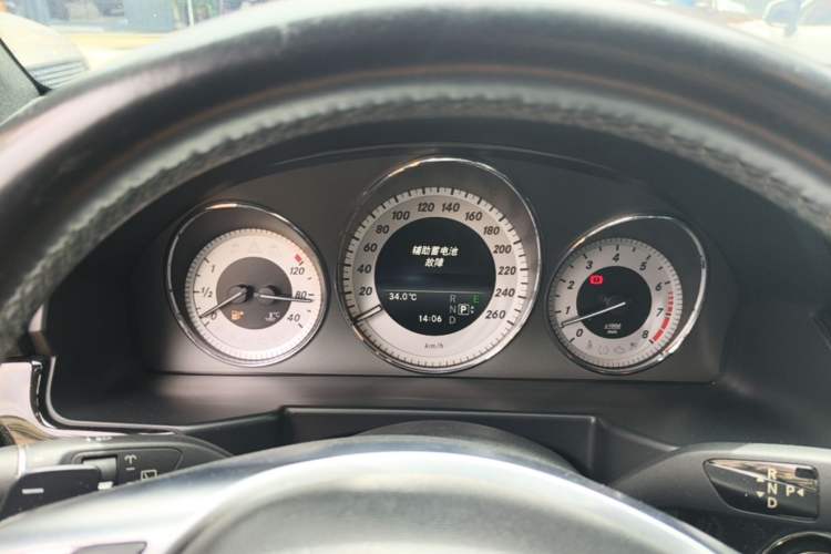 Used Mercedes-Benz GLK-Class 2015 GLK 300 4MATIC Luxury Ultimate Edition Instrument Cluster
