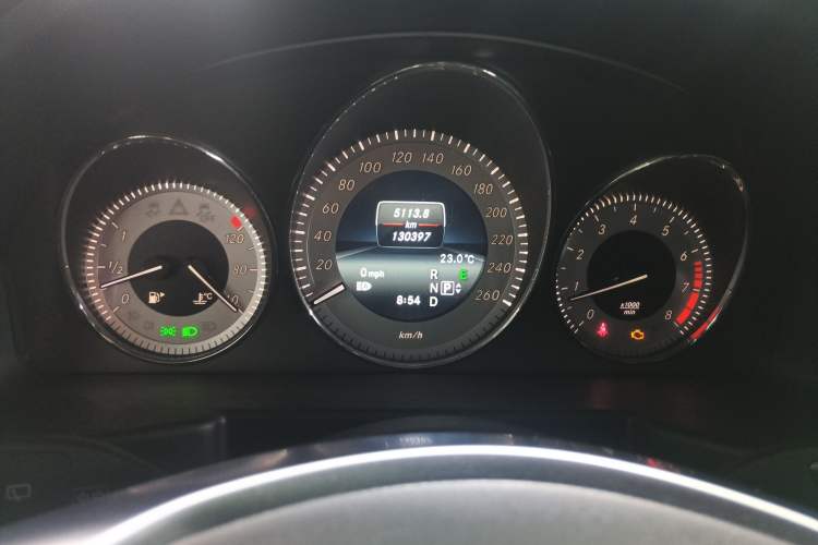 Used Mercedes-Benz GLK-Class 2015 GLK 300 4MATIC Fashion Edition Ultimate Version Instrument Cluster
