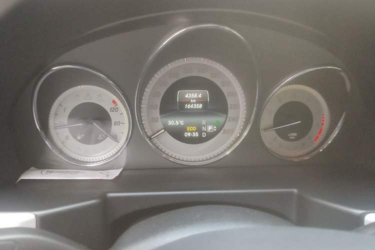 Used Mercedes-Benz GLK-Class 2015 GLK 260 4MATIC Fashion Edition Ultimate Version Instrument Cluster