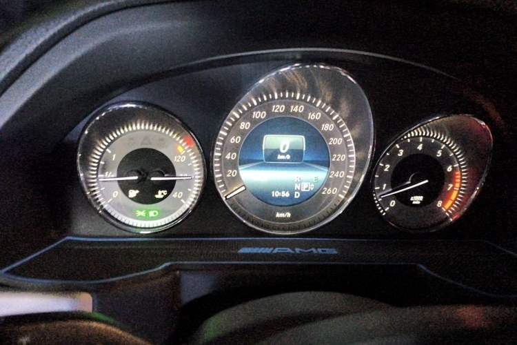 Used Mercedes-Benz GLK-Class 2015 GLK 300 4MATIC Fashion Edition Ultimate Version Instrument Cluster