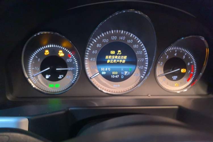 Used Mercedes-Benz GLK-Class 2015 GLK 260 4MATIC Fashion Edition Ultimate Version Instrument Cluster