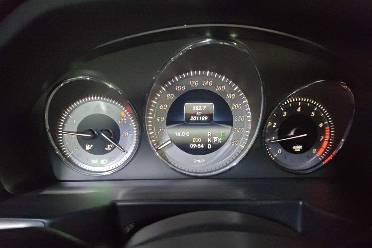 Used Mercedes-Benz GLK-Class 2015 GLK 260 4MATIC Dynamic Edition Ultimate Version Instrument Cluster