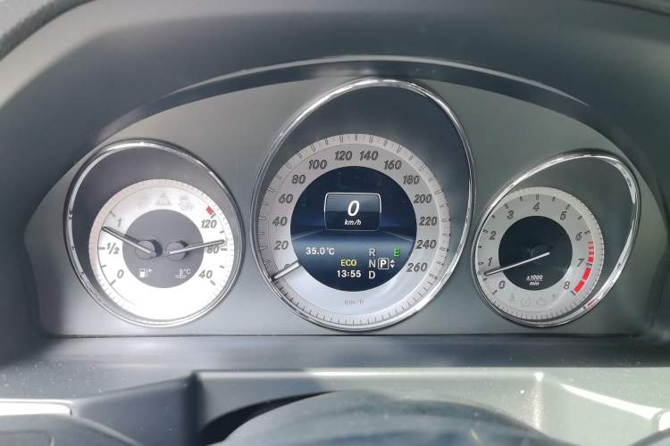 Used Mercedes-Benz GLK-Class 2015 GLK 260 4MATIC Dynamic Edition Ultimate Version Instrument Cluster
