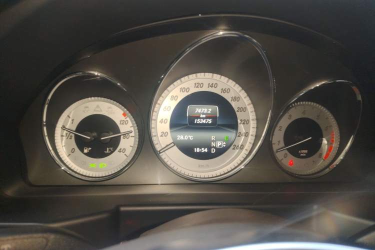 Used Mercedes-Benz GLK-Class 2015 GLK 300 4MATIC Luxury Ultimate Edition Instrument Cluster