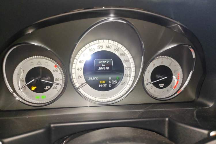 Used Mercedes-Benz GLK-Class 2015 GLK 260 4MATIC Dynamic Edition Ultimate Version Instrument Cluster