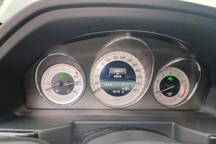 Used Mercedes-Benz GLK-Class 2015 GLK 300 4MATIC Luxury Ultimate Edition Instrument Cluster