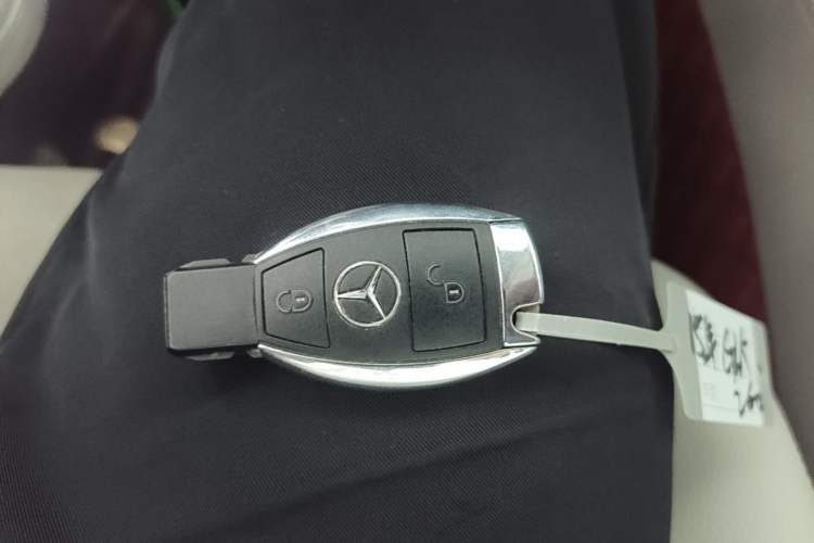 Used Mercedes-Benz GLK-Class 2015 GLK 260 4MATIC Dynamic Edition Ultimate Version Interior 1