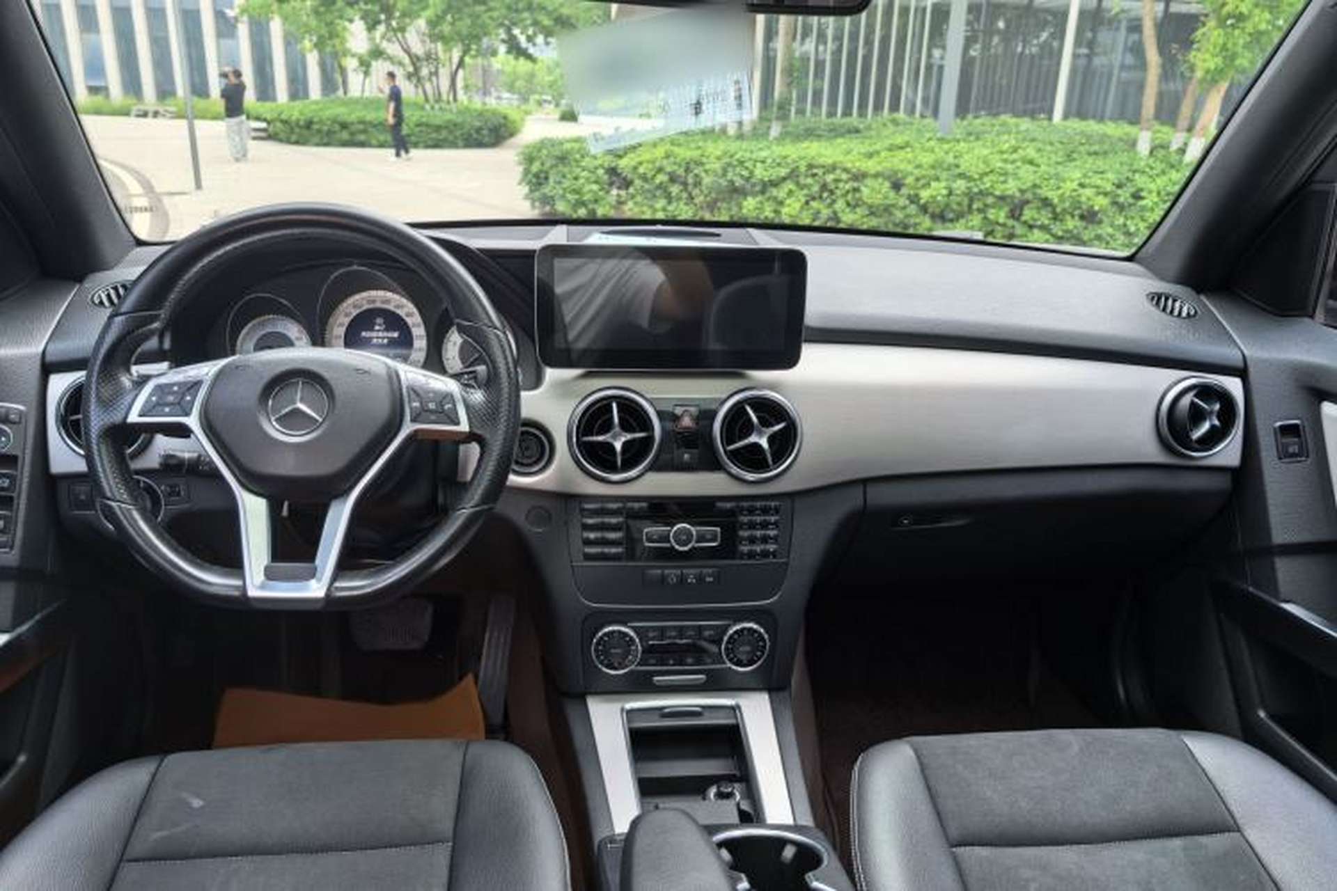 Used Mercedes-Benz GLK-Class 2015 GLK 260 4MATIC Dynamic Edition Ultimate Version Interior 1
