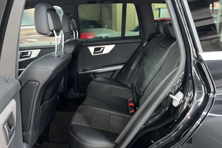 Used Mercedes-Benz GLK-Class 2015 GLK 260 4MATIC Dynamic Edition Ultimate Version Interior 3