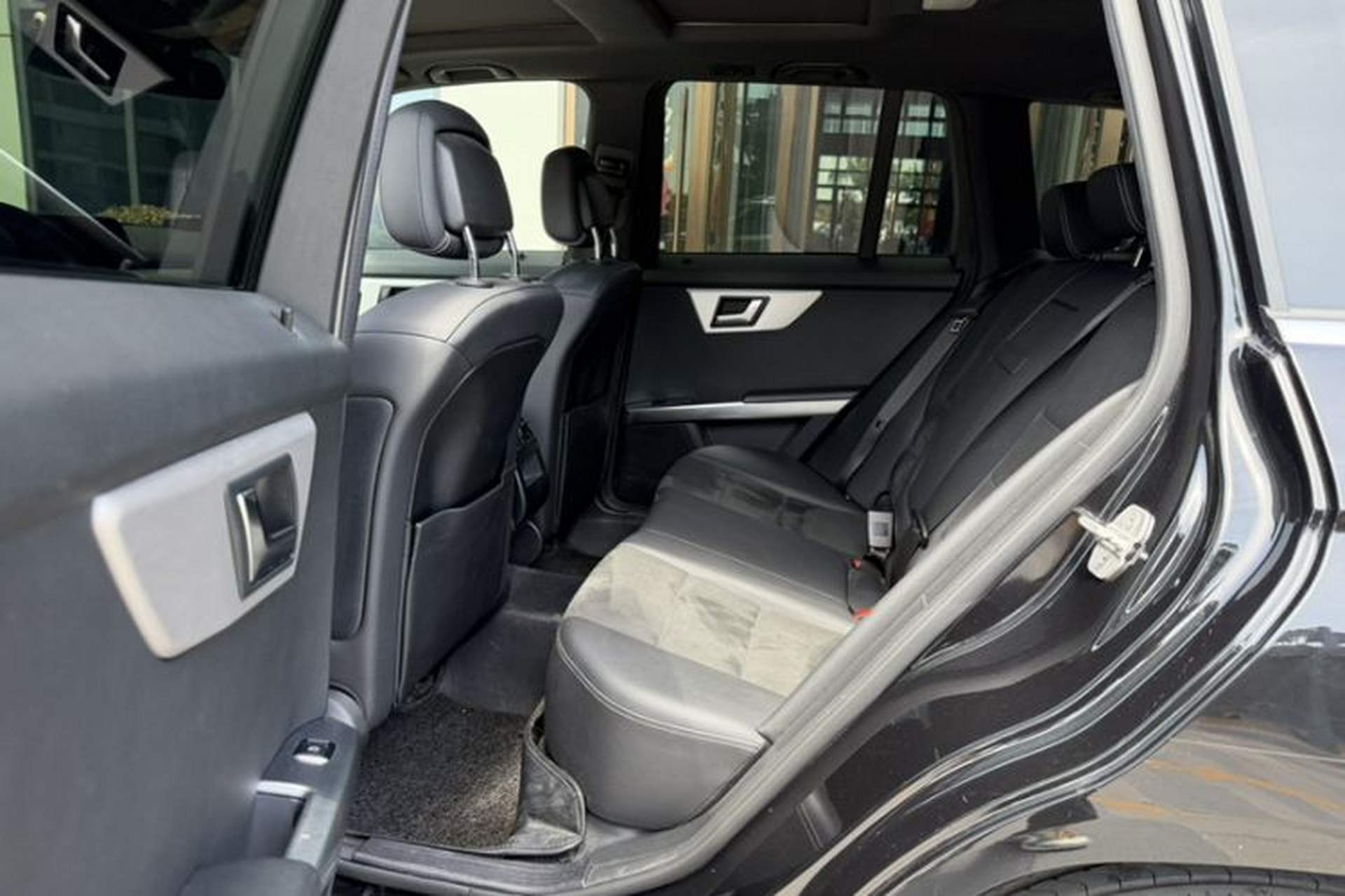 Used Mercedes-Benz GLK-Class 2015 GLK 260 4MATIC Fashion Edition Ultimate Version Interior 4