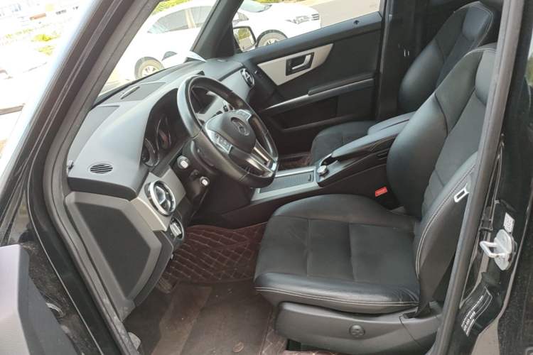Used Mercedes-Benz GLK-Class 2015 GLK 300 4MATIC Fashion Edition Ultimate Version Left Front Seat