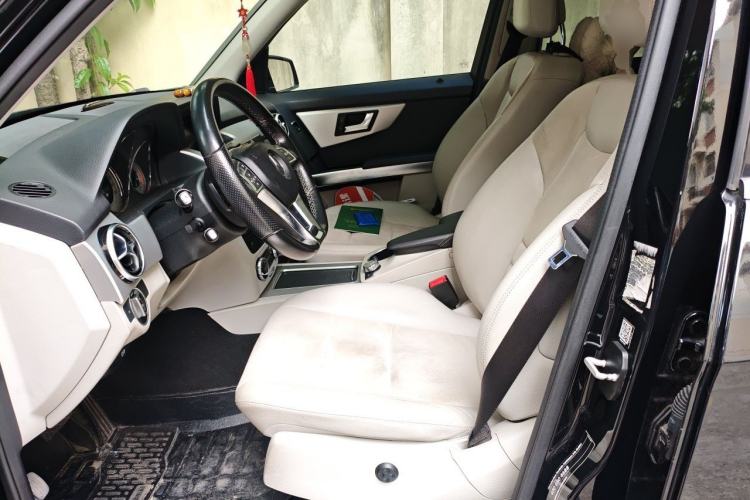 Used Mercedes-Benz GLK-Class 2015 GLK 260 4MATIC Fashion Edition Ultimate Version Left Front Seat