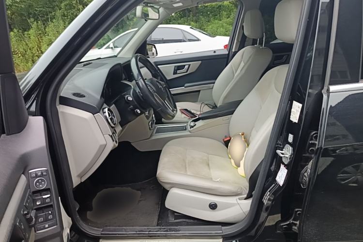 Used Mercedes-Benz GLK-Class 2015 GLK 260 4MATIC Dynamic Edition Ultimate Version Left Front Seat