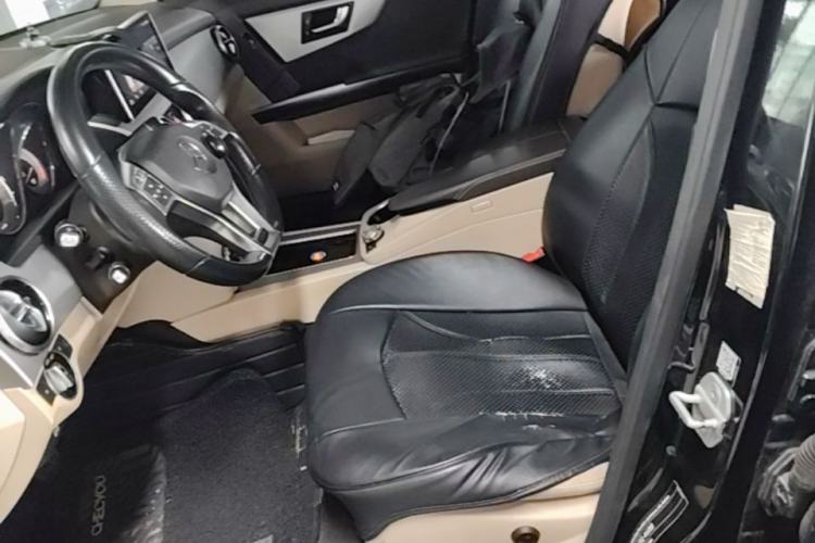 Used Mercedes-Benz GLK-Class 2015 GLK 260 4MATIC Dynamic Edition Ultimate Version Left Front Seat