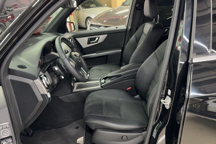 Used Mercedes-Benz GLK-Class 2015 GLK 260 4MATIC Dynamic Edition Ultimate Version Left Front Seat