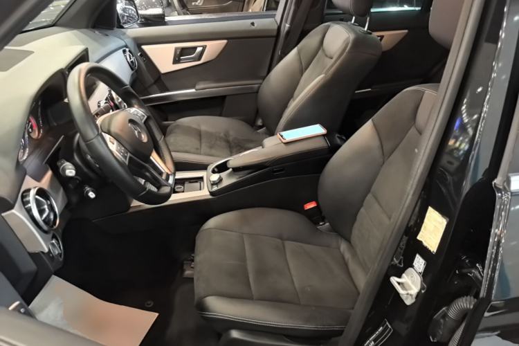 Used Mercedes-Benz GLK-Class 2015 GLK 260 4MATIC Fashion Edition Ultimate Version Left Front Seat