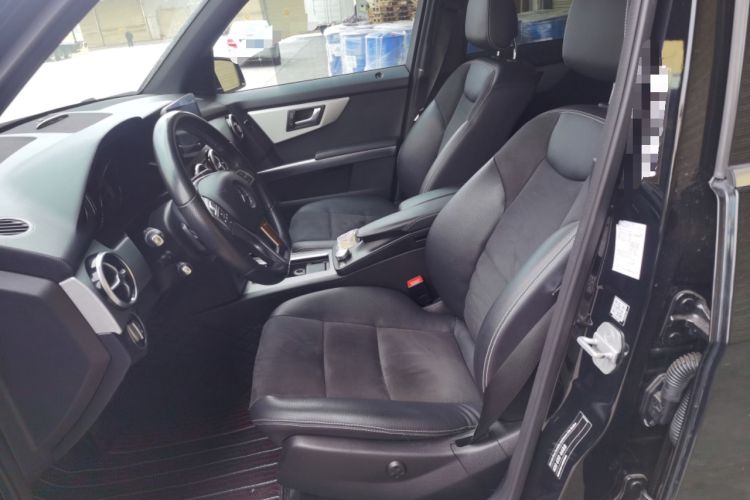 Used Mercedes-Benz GLK-Class 2015 GLK 260 4MATIC Dynamic Edition Ultimate Version Left Front Seat