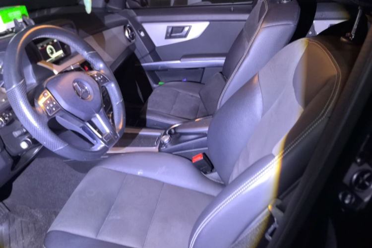Used Mercedes-Benz GLK-Class 2015 GLK 260 4MATIC Fashion Edition Ultimate Version Left Front Seat