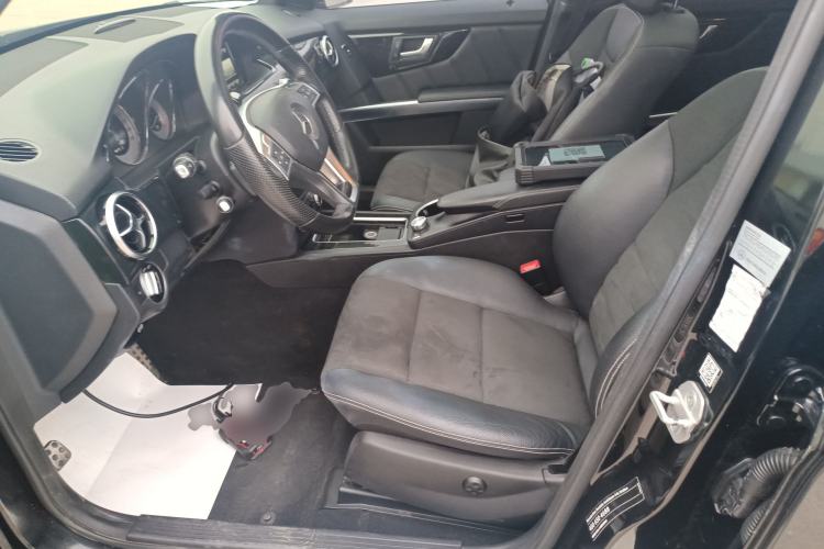 Used Mercedes-Benz GLK-Class 2015 GLK 300 4MATIC Luxury Ultimate Edition Left Front Seat