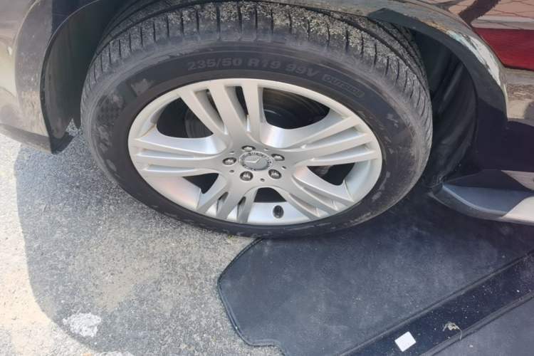 Used Mercedes-Benz GLK-Class 2015 GLK 260 4MATIC Dynamic Edition Ultimate Version Left Front Wheel Hub