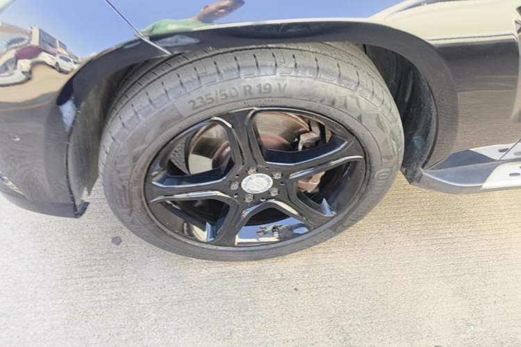 Used Mercedes-Benz GLK-Class 2015 GLK 300 4MATIC Fashion Edition Ultimate Version Left Front Wheel Hub