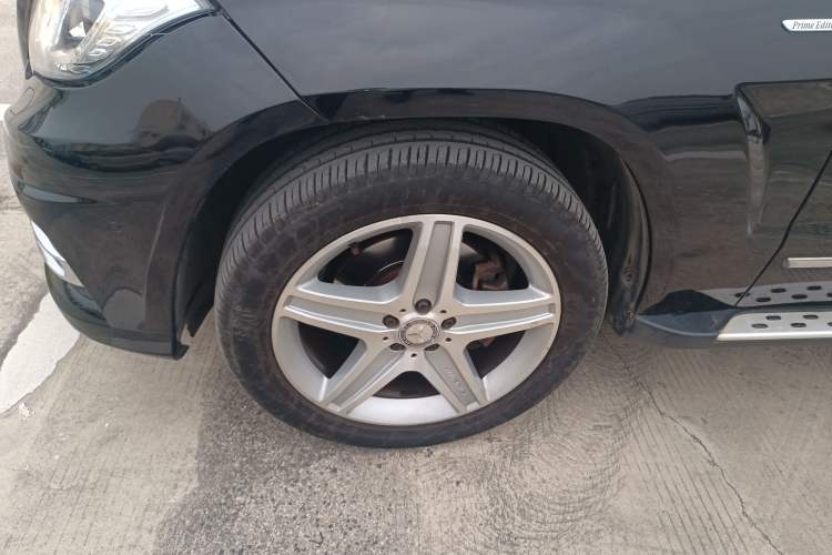 Used Mercedes-Benz GLK-Class 2015 GLK 300 4MATIC Luxury Ultimate Edition Left Front Wheel Hub