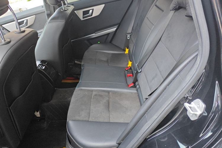 Used Mercedes-Benz GLK-Class 2015 GLK 260 4MATIC Fashion Edition Ultimate Version Left Rear Seat