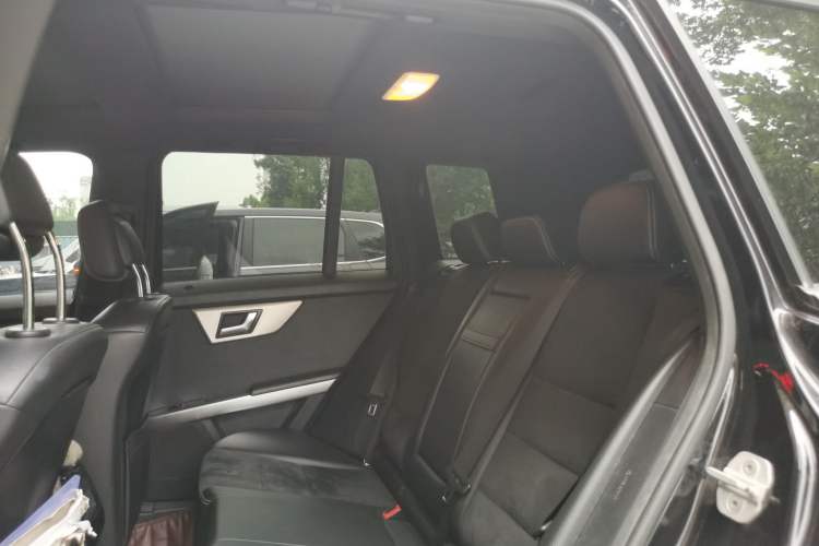 Used Mercedes-Benz GLK-Class 2015 GLK 260 4MATIC Dynamic Edition Ultimate Version Left Rear Seat