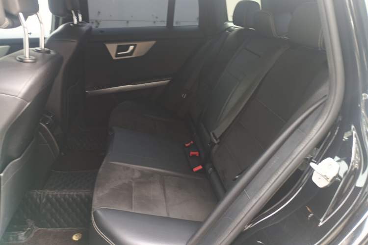 Used Mercedes-Benz GLK-Class 2015 GLK 300 4MATIC Fashion Edition Ultimate Version Left Rear Seat
