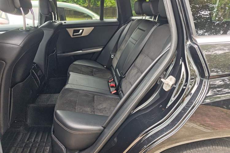 Used Mercedes-Benz GLK-Class 2015 GLK 260 4MATIC Dynamic Edition Ultimate Version Left Rear Seat