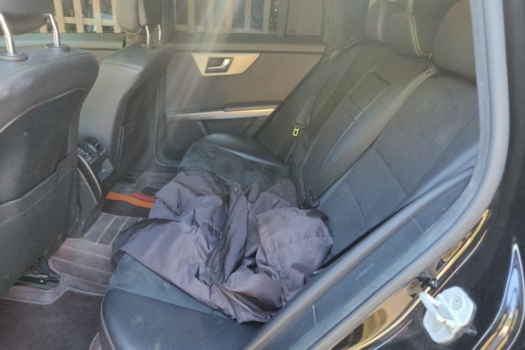 Used Mercedes-Benz GLK-Class 2015 GLK 260 4MATIC Fashion Edition Ultimate Version Left Rear Seat