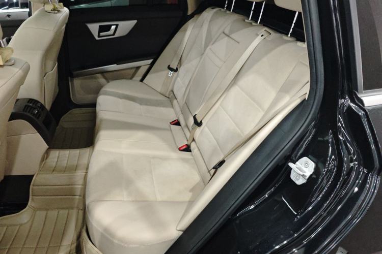 Used Mercedes-Benz GLK-Class 2015 GLK 260 4MATIC Fashion Edition Ultimate Version Left Rear Seat