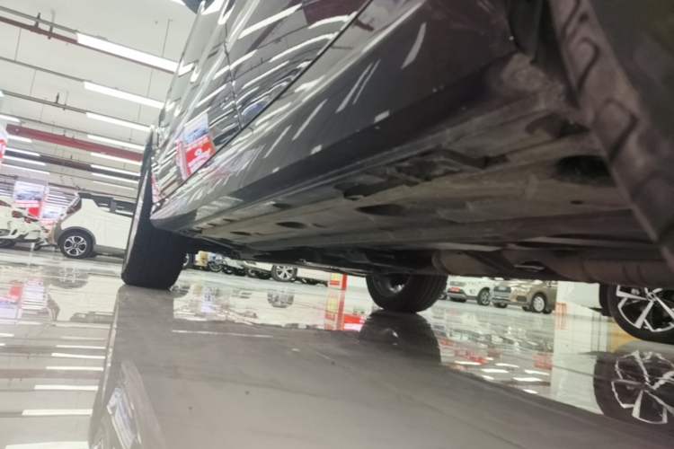 Used Mercedes-Benz GLK-Class 2015 GLK 260 4MATIC Dynamic Edition Ultimate Version Left Side Sill