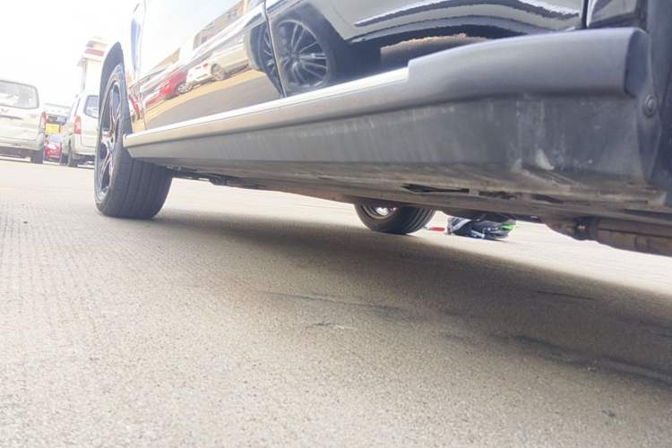 Used Mercedes-Benz GLK-Class 2015 GLK 300 4MATIC Fashion Edition Ultimate Version Left Side Sill