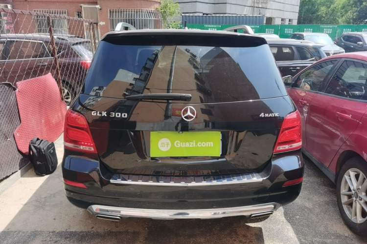 Used Mercedes-Benz GLK-Class 2015 GLK 260 4MATIC Dynamic Edition Ultimate Version Rear