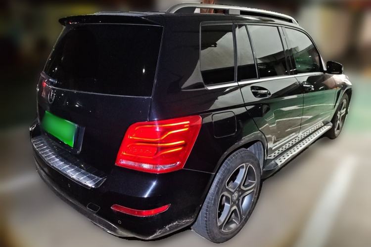 Used Mercedes-Benz GLK-Class 2015 GLK 300 4MATIC Fashion Edition Ultimate Version Rear Right 45 Deg