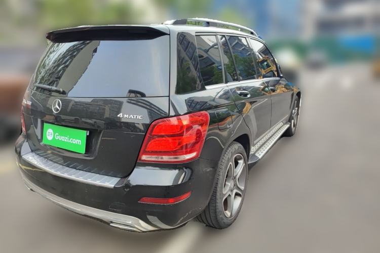 Used Mercedes-Benz GLK-Class 2015 GLK 300 4MATIC Fashion Edition Ultimate Version Rear Right 45 Deg