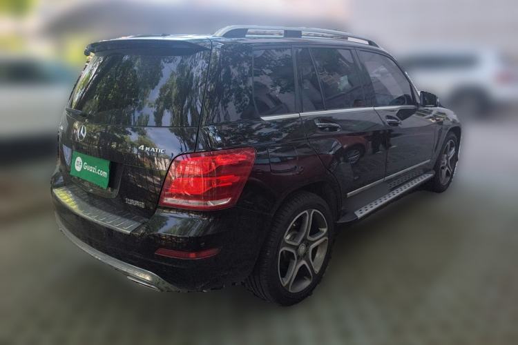Used Mercedes-Benz GLK-Class 2015 GLK 300 4MATIC Fashion Edition Ultimate Version Rear Right 45 Deg