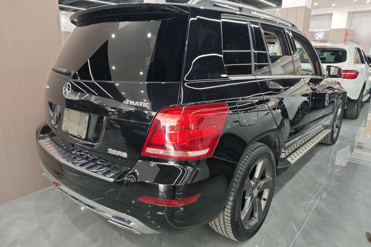 Used Mercedes-Benz GLK-Class 2015 GLK 260 4MATIC Fashion Edition Ultimate Version Rear Right 45 Deg