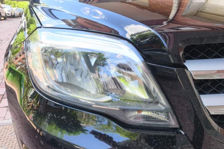 Used Mercedes-Benz GLK-Class 2015 GLK 260 4MATIC Fashion Edition Ultimate Version Right Front Headlight