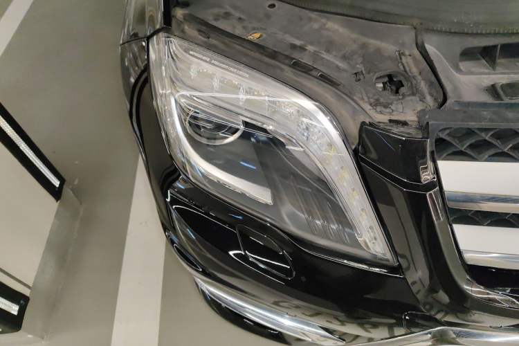 Used Mercedes-Benz GLK-Class 2015 GLK 260 4MATIC Fashion Edition Ultimate Version Right Front Headlight