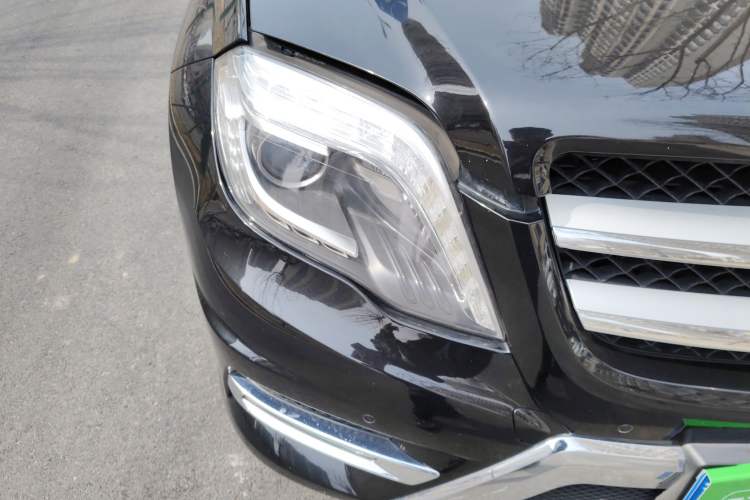 Used Mercedes-Benz GLK-Class 2015 GLK 260 4MATIC Dynamic Edition Ultimate Version Right Front Headlight