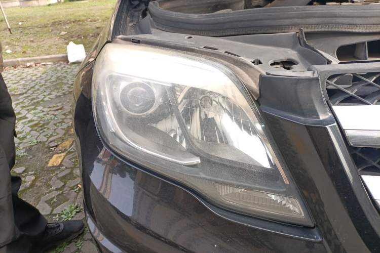 Used Mercedes-Benz GLK-Class 2015 GLK 260 4MATIC Dynamic Edition Ultimate Version Right Front Headlight