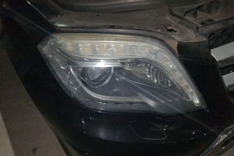 Used Mercedes-Benz GLK-Class 2015 GLK 260 4MATIC Fashion Edition Ultimate Version Right Front Headlight