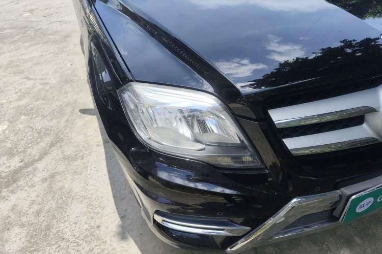 Used Mercedes-Benz GLK-Class 2015 GLK 260 4MATIC Dynamic Edition Ultimate Version Right Front Headlight