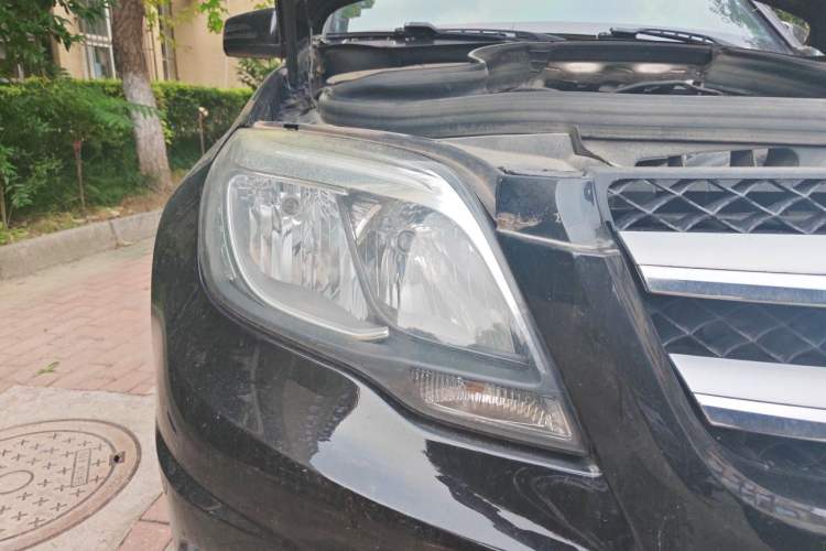 Used Mercedes-Benz GLK-Class 2015 GLK 260 4MATIC Dynamic Edition Ultimate Version Right Front Headlight