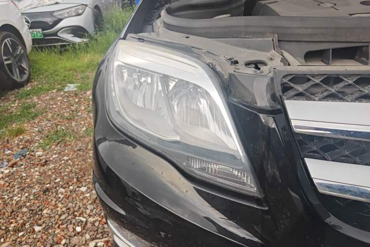 Used Mercedes-Benz GLK-Class 2015 GLK 260 4MATIC Dynamic Edition Ultimate Version Right Front Headlight