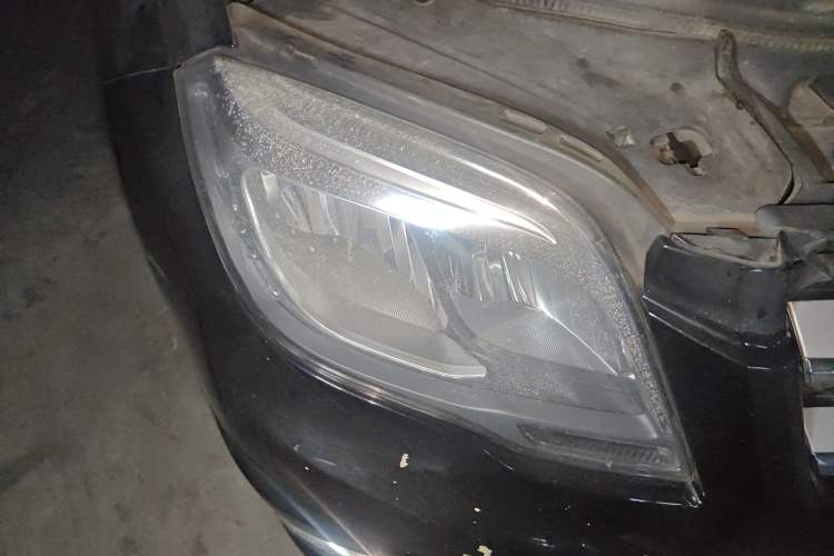 Used Mercedes-Benz GLK-Class 2015 GLK 260 4MATIC Dynamic Edition Ultimate Version Right Front Headlight